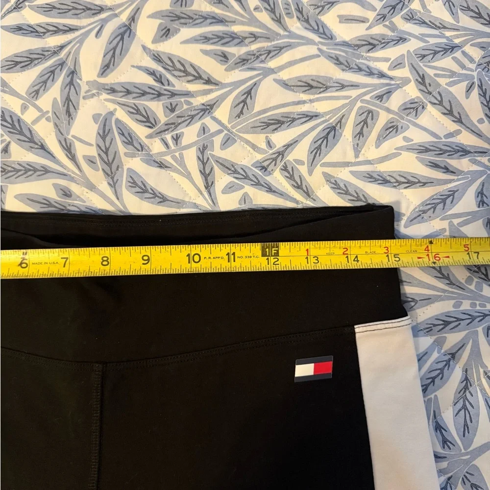 Tommy Hilfiger Women’s Black, Red & White Leggings❗️ - Picture 7 of 10